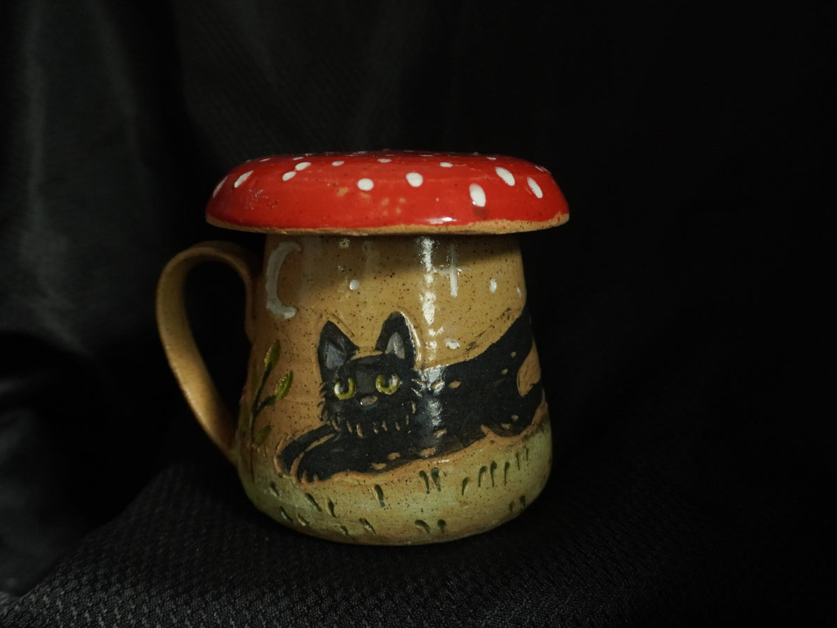 Mushroom Cat Mug with Lid