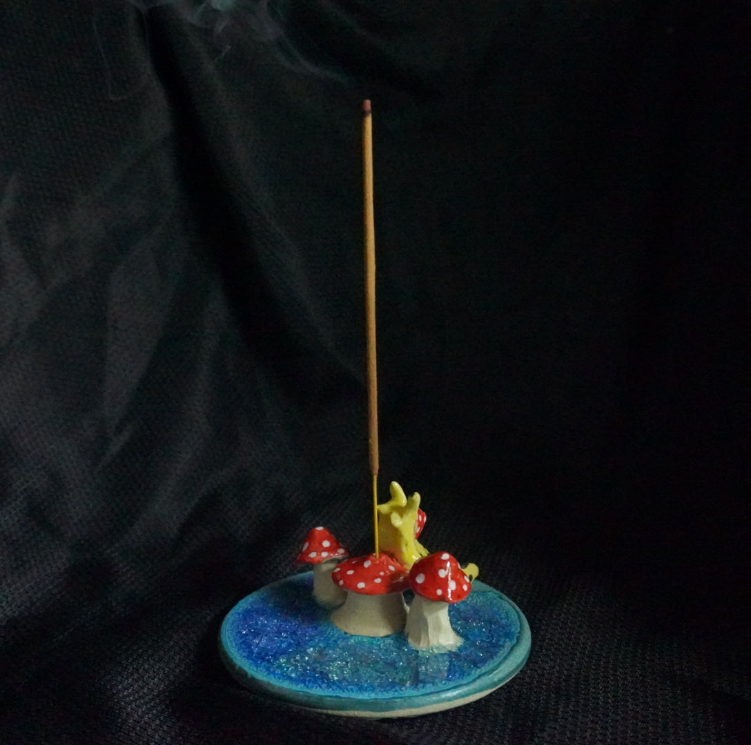 Banana Slug Incense Burner