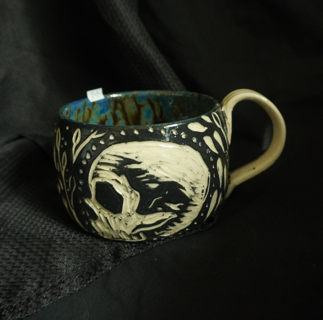 Wide Skull Mug with Death moth Or Luna